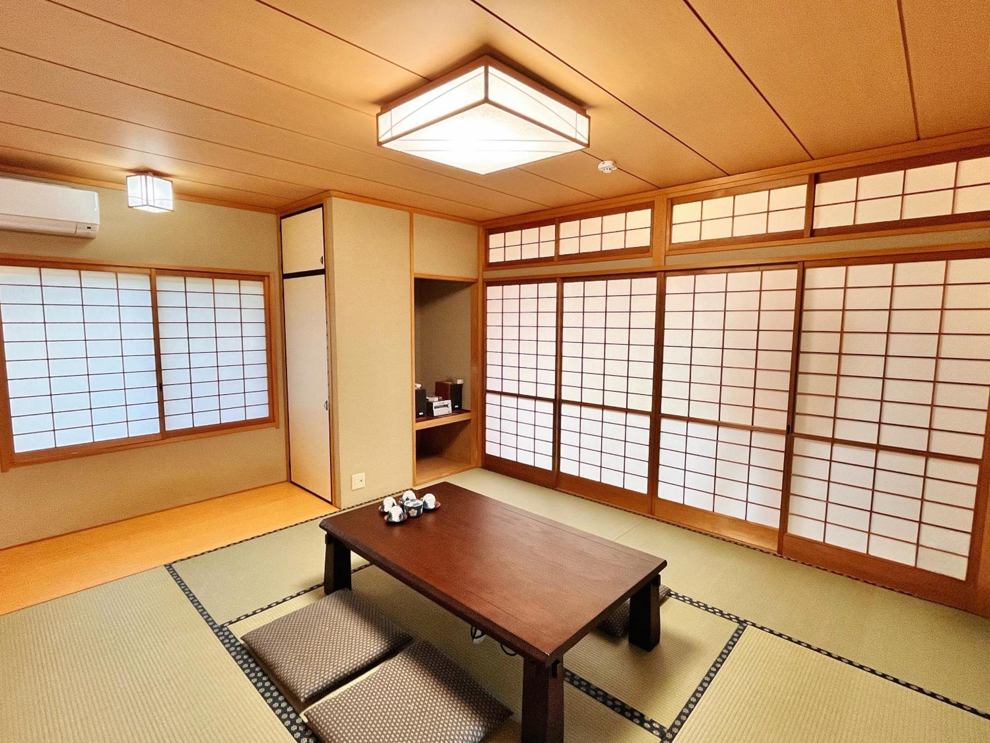 貸別荘花摘里　伊豆高原 Futo Buitenkant foto